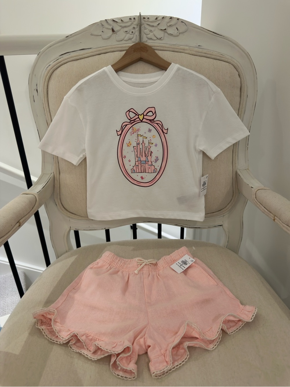 🩰 5T Disney Princess Castle Magical Kingdom Graphic T & Ruffle Shorts Set NWT